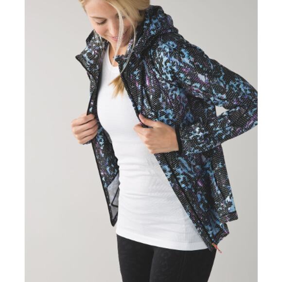 LULULEMON Back Pack It Jacket Floral Sport Tranquil Blue Multi Sz 10 {P32} - Picture 2 of 9